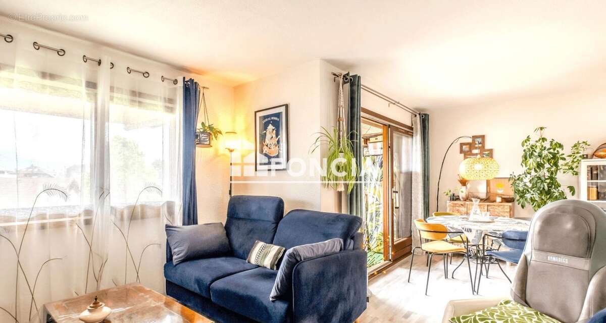 Appartement à DOUVAINE