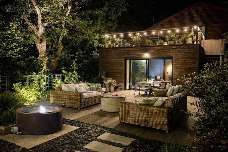 Maison à PREVESSIN-MOENS