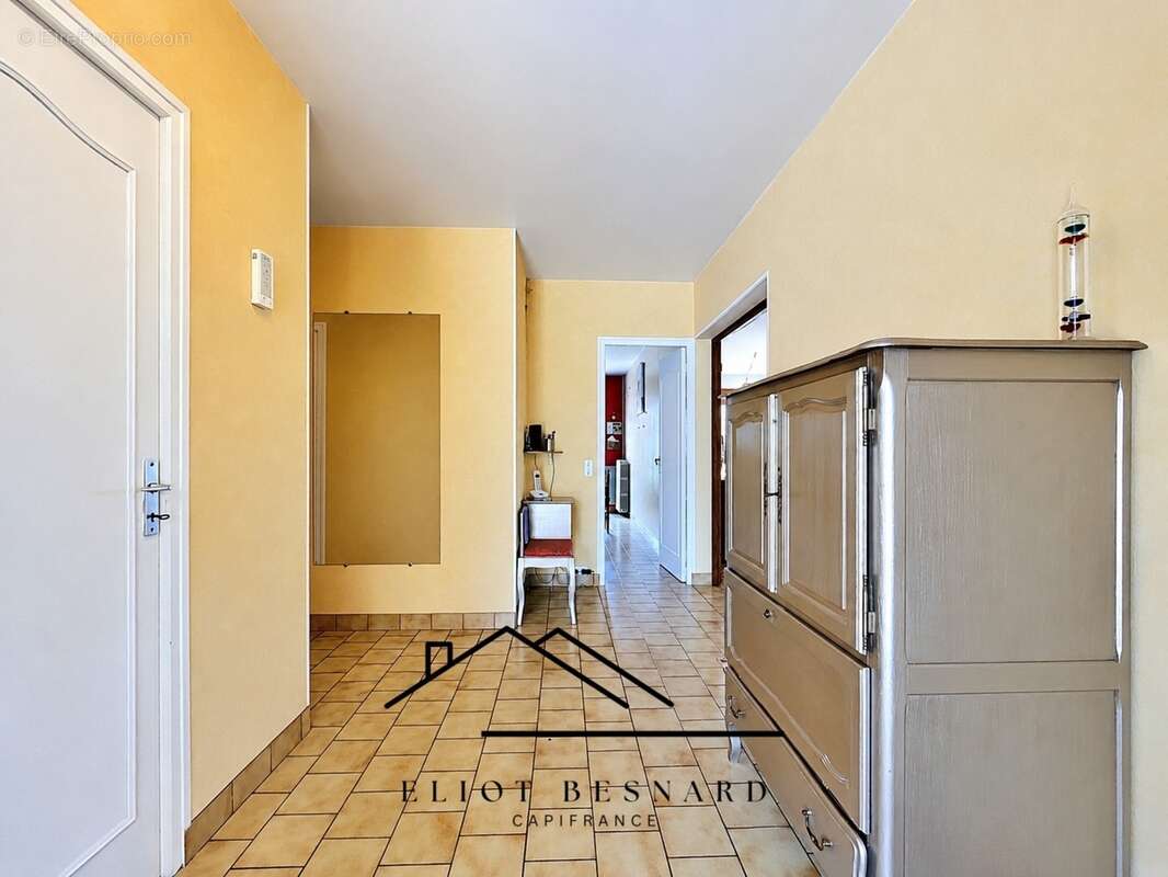 Maison à vendre 4 pièces PROCHE DE LISIEUX avec 1 hectare - photo 4