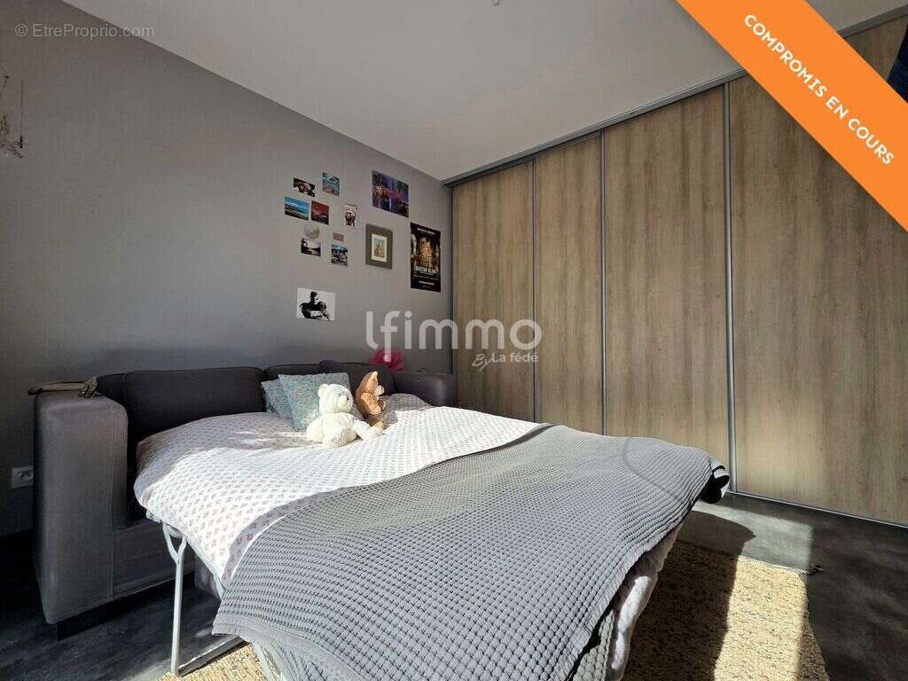 Maison à AMBARES-ET-LAGRAVE