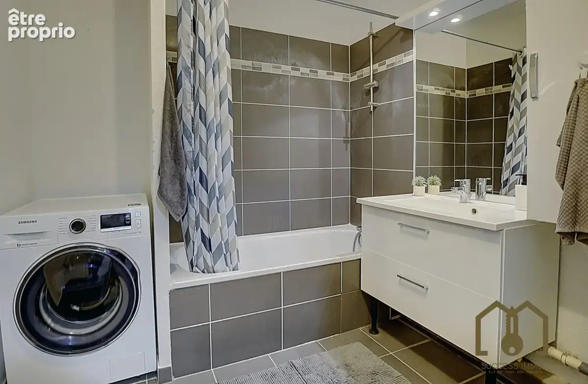 Appartement 45 m² à Vaulx-En-Velin  - photo 5