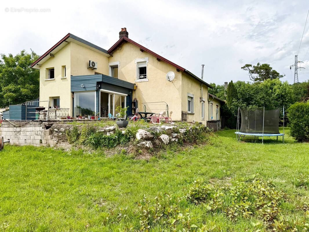 Maison à RONCHAMP