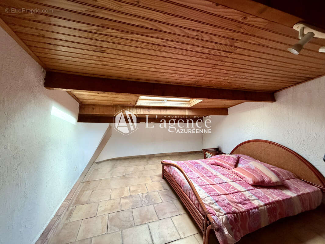 Maison à CAGNES-SUR-MER