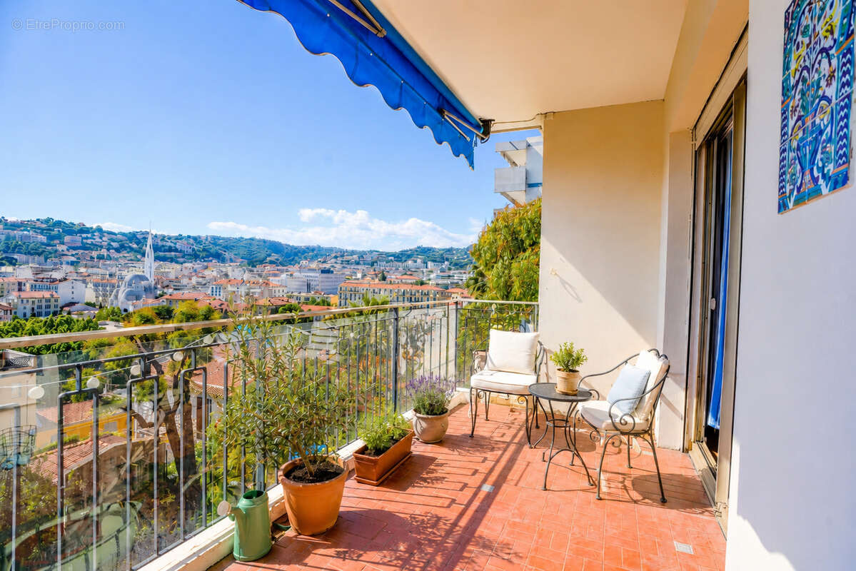 Appartement à NICE