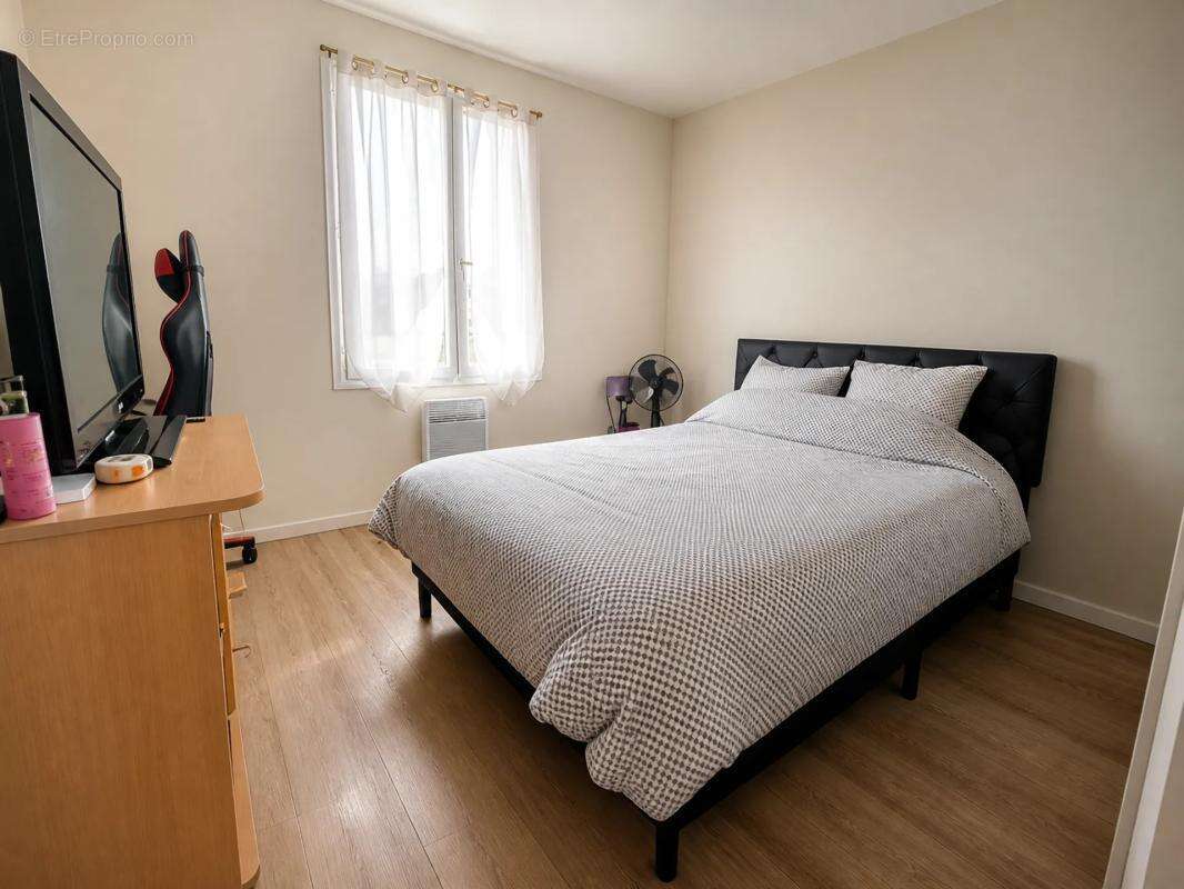 Maison de 8 pièces de 140 m² à Neuilly-en-Thelle - photo 7