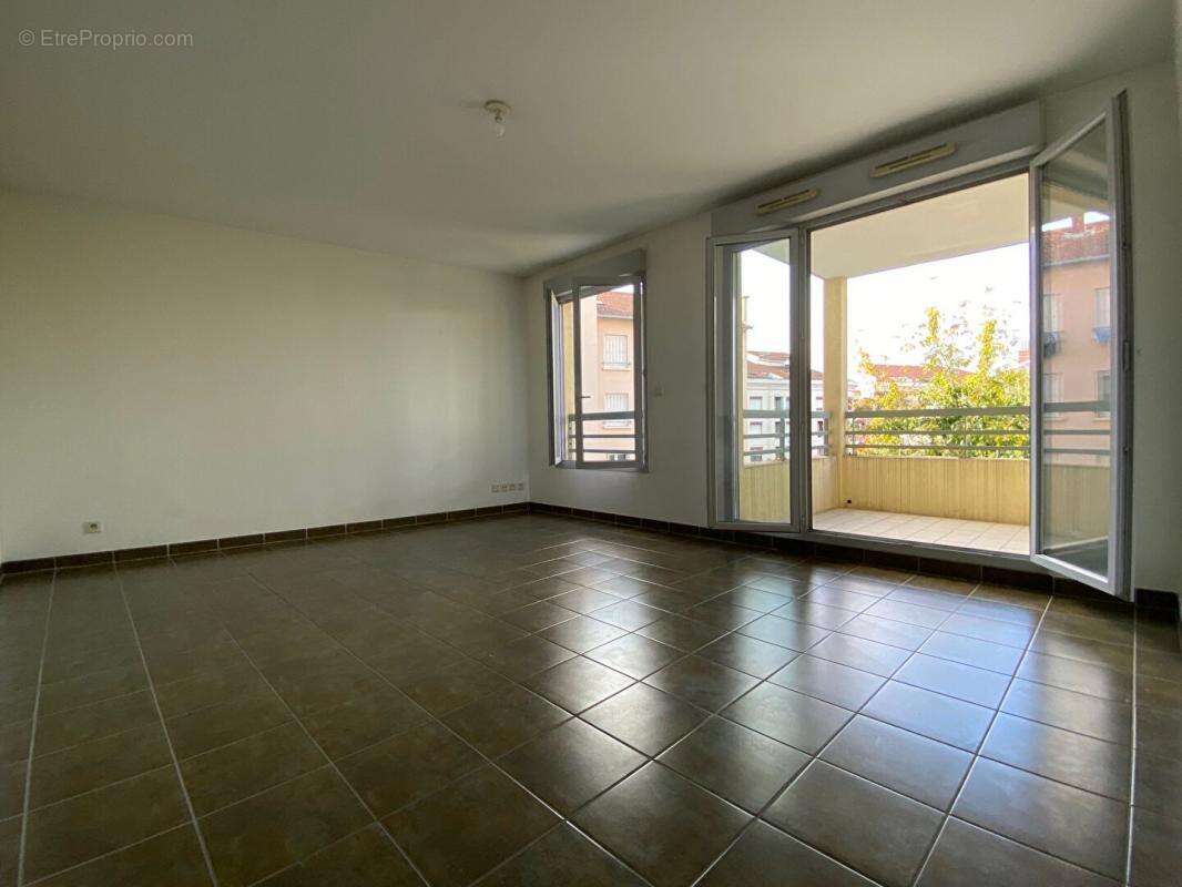 Appartement à VILLEURBANNE