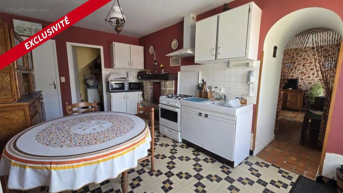 Bourg de Saint Domineuc - 35190 - Maison 3 chambres et Appartement Type 3 - photo 6