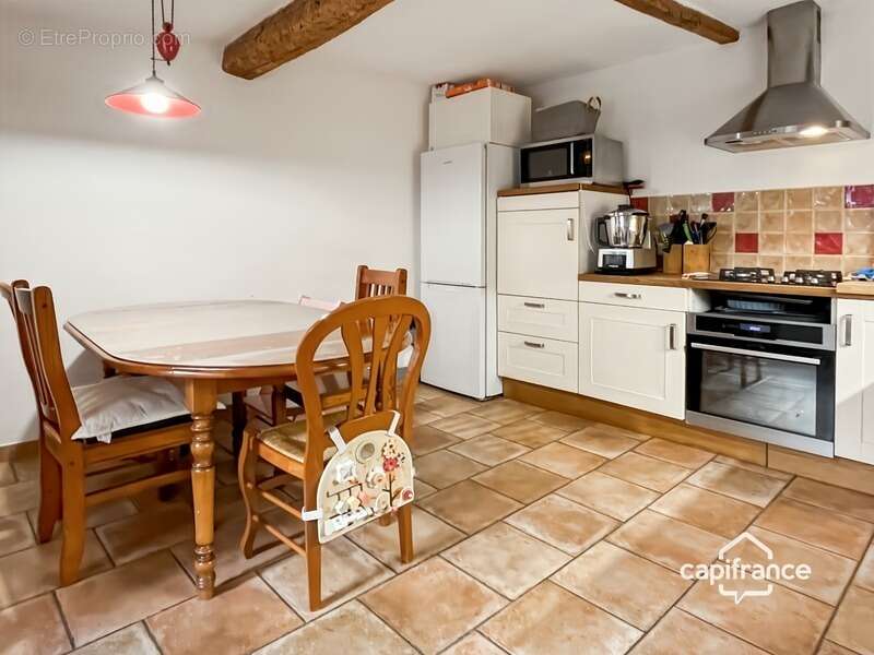 Maison à BAGNOLS-EN-FORET