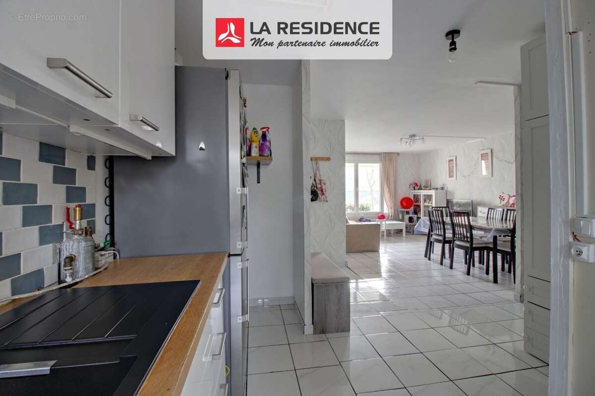 Appartement à ERAGNY