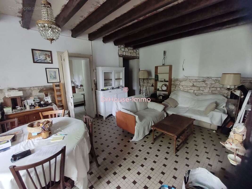 Maison à PELLEVOISIN