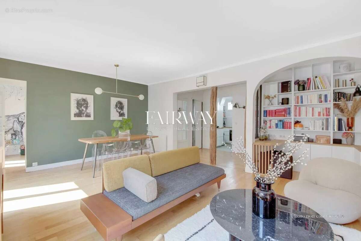 Appartement à PARIS-2E
