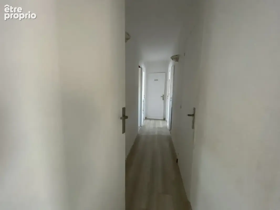 Maison avec sous sol total et panneaux solaires - photo 7