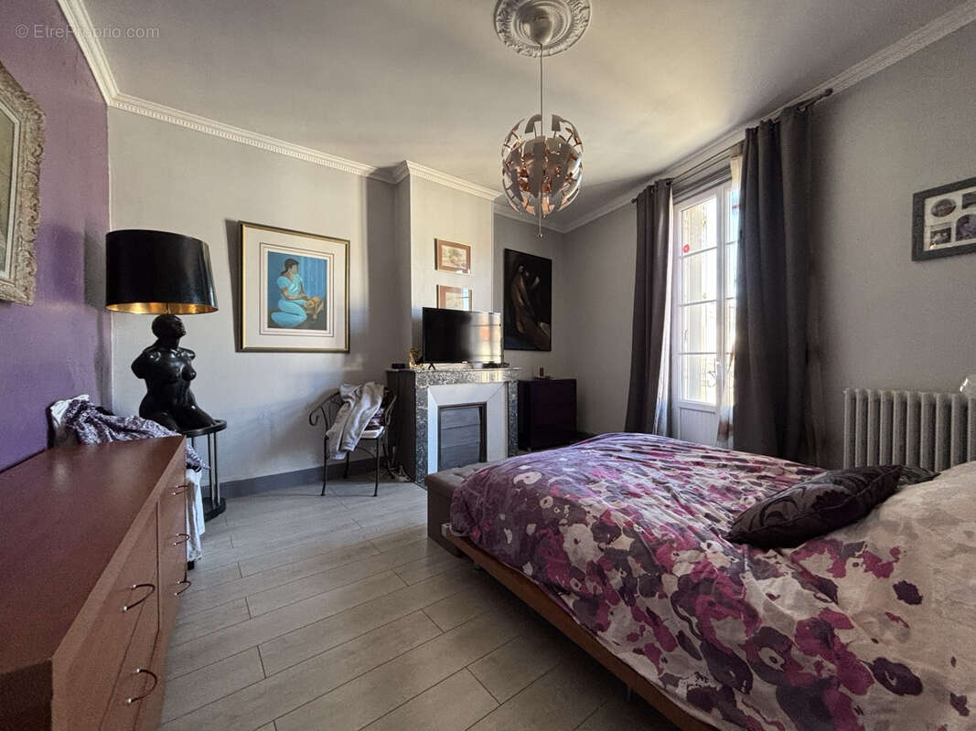 Maison à TONNAY-CHARENTE