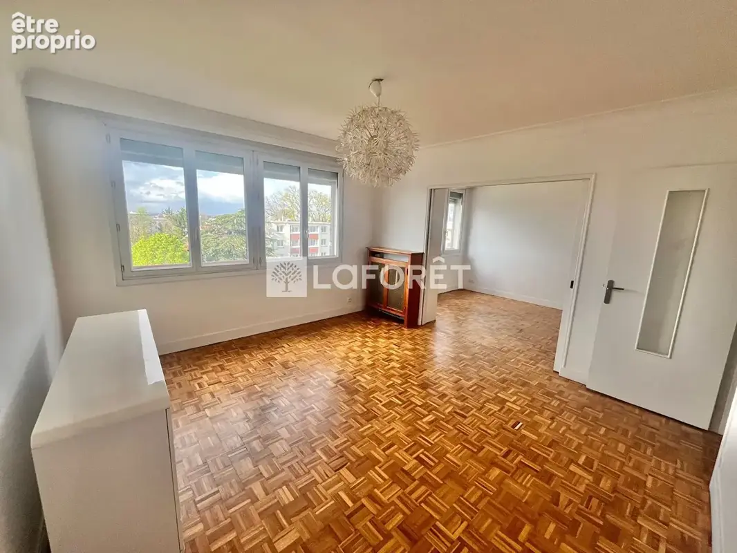 Appartement à VILLEMOMBLE