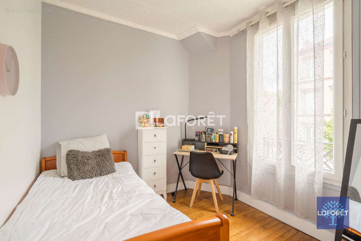 Secteur Eglise. Maison  90 m² . Pas de travaux !!! - photo 4
