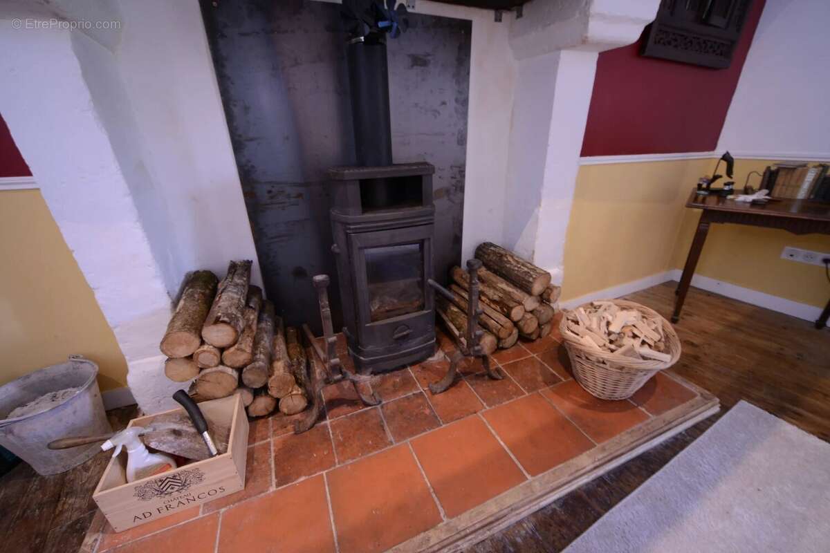 Maison à VERTEILLAC