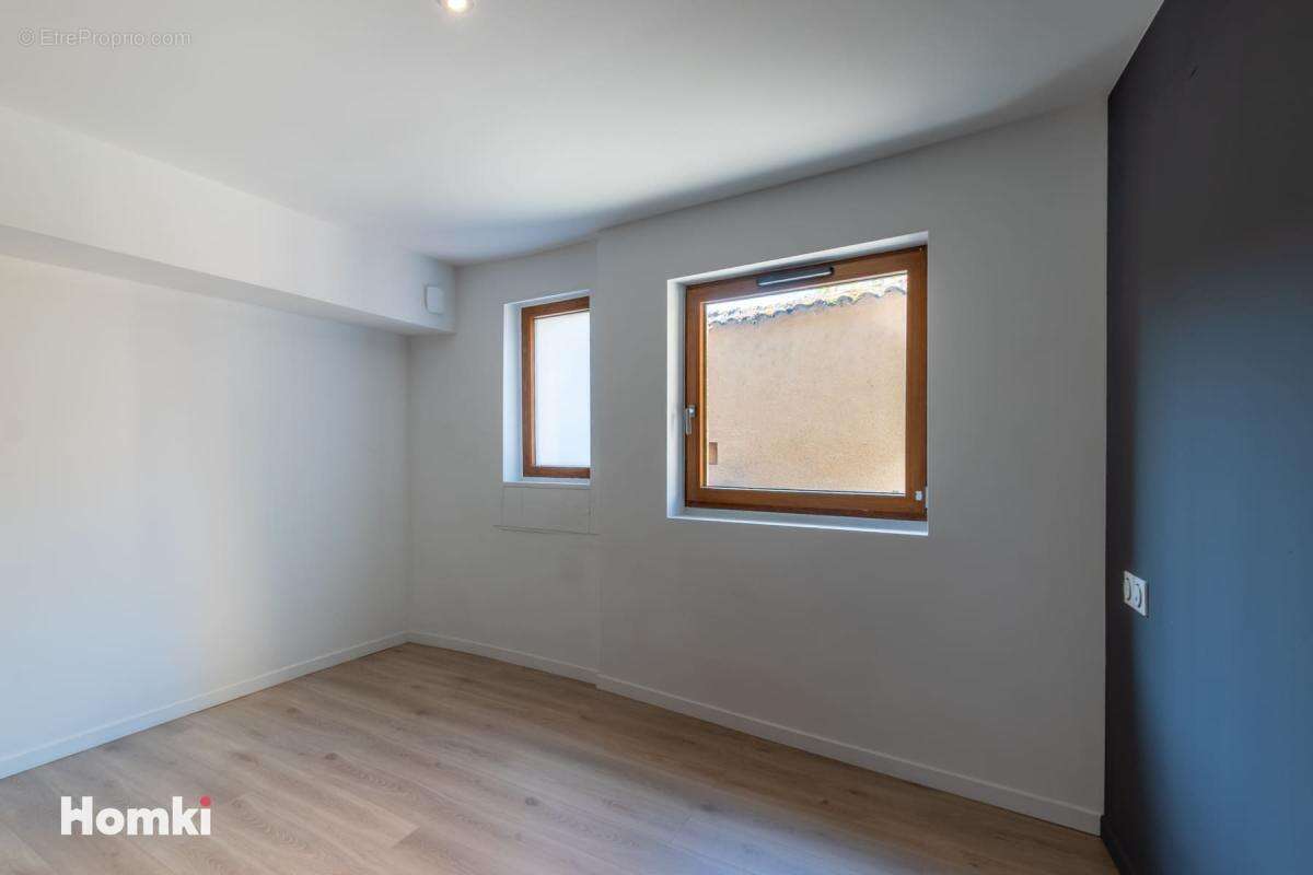 Appartement T3 de 77 m2 à Collonges-au-Mont-d'Or - photo 7