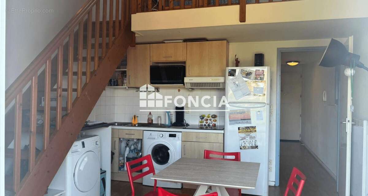 Appartement T4 avec mezzanine, piscine et parking privatif – Un cadre de vie privilégié - photo 6