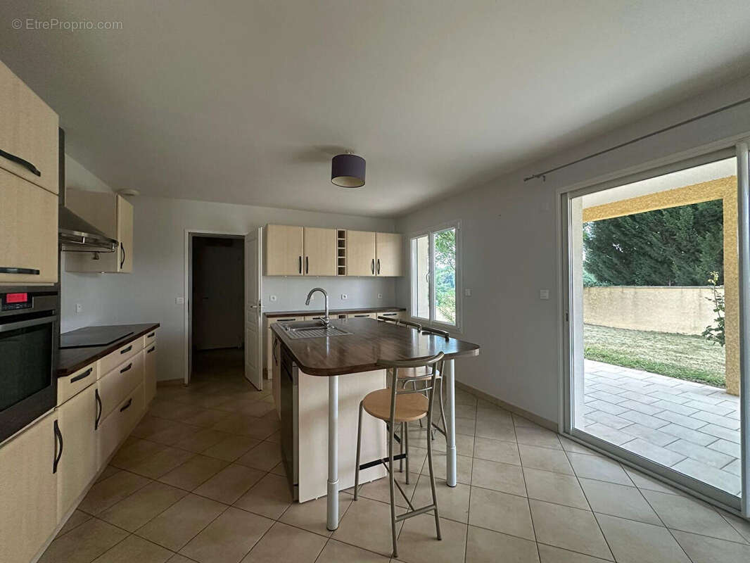 Maison récente, 148 m², 4 chambres à lucgarier - photo 6