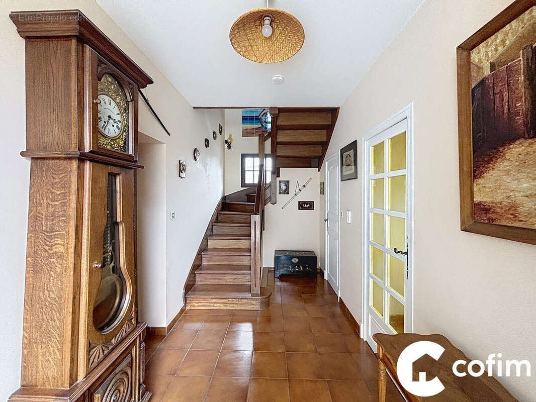 Maison 187 m² à Tarbes  - photo 5
