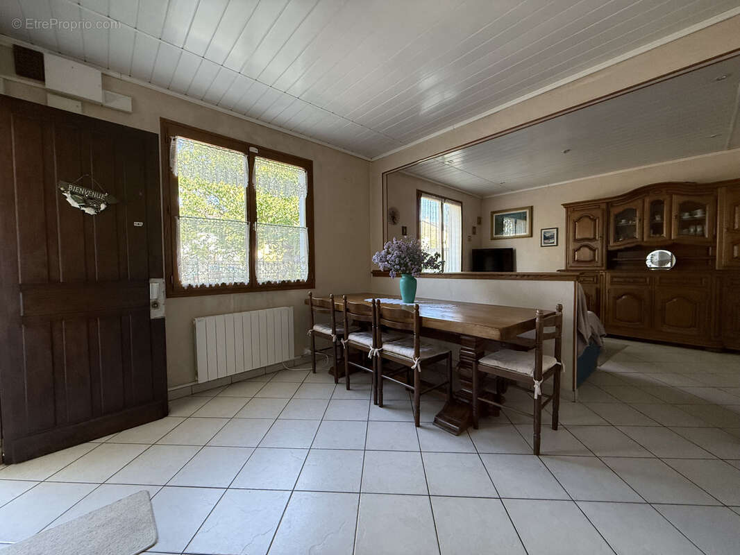 Maison à LE BLANC-MESNIL