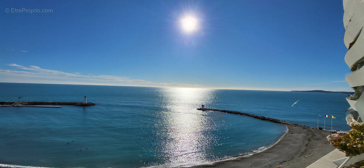 Appartement à VILLENEUVE-LOUBET
