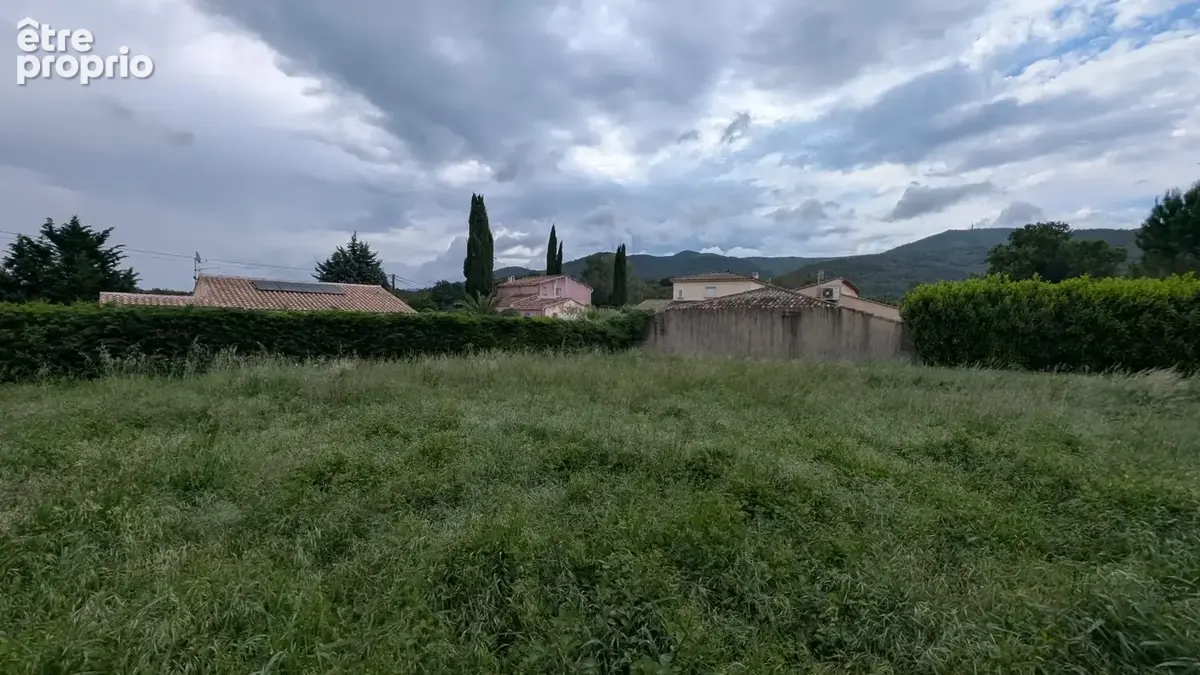 Terrain 816 m² à Gonfaron  - photo 4