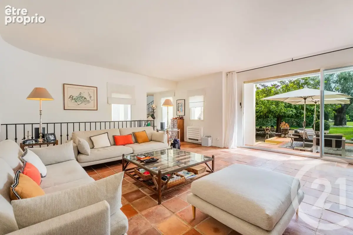 Maison 5 pièces 174 m² à vendre à Nice (06100) - photo 5