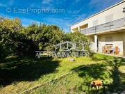 Appartement à SAINT-VICTORET