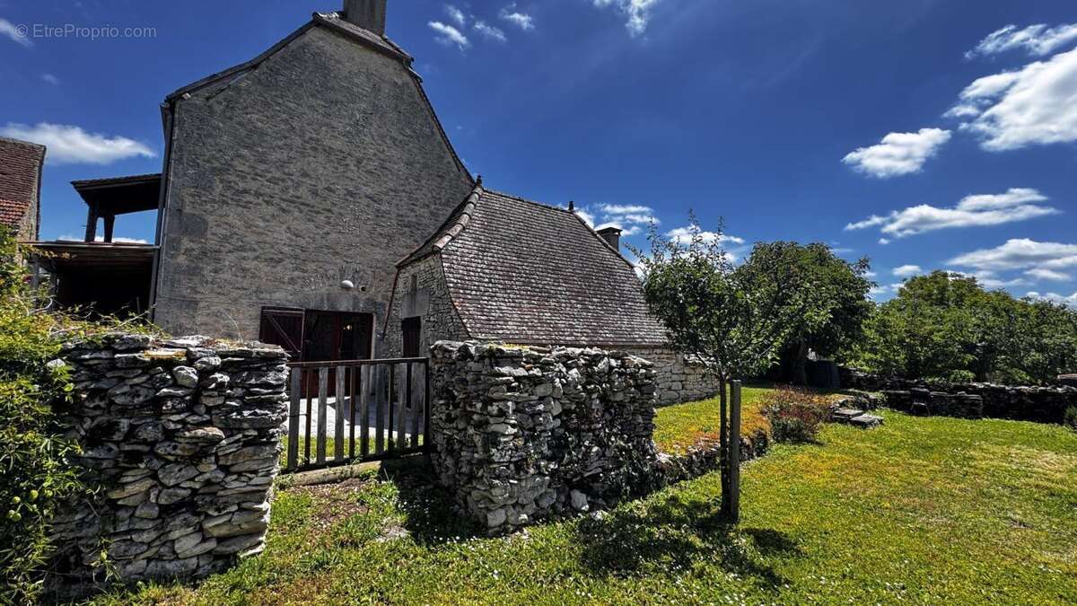 Maison à QUISSAC