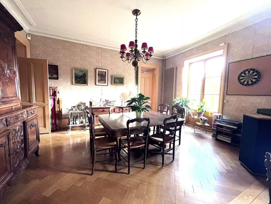 Maison à BELLEGARDE-SUR-VALSERINE