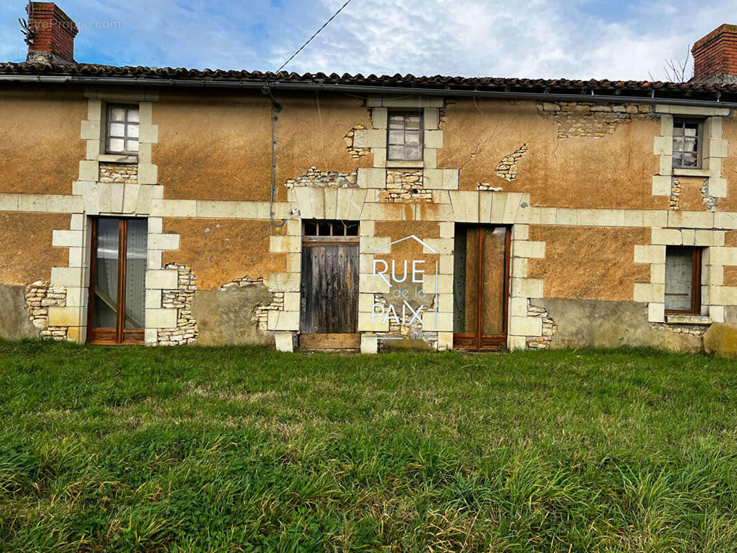 Maison à LA CHAUSSEE