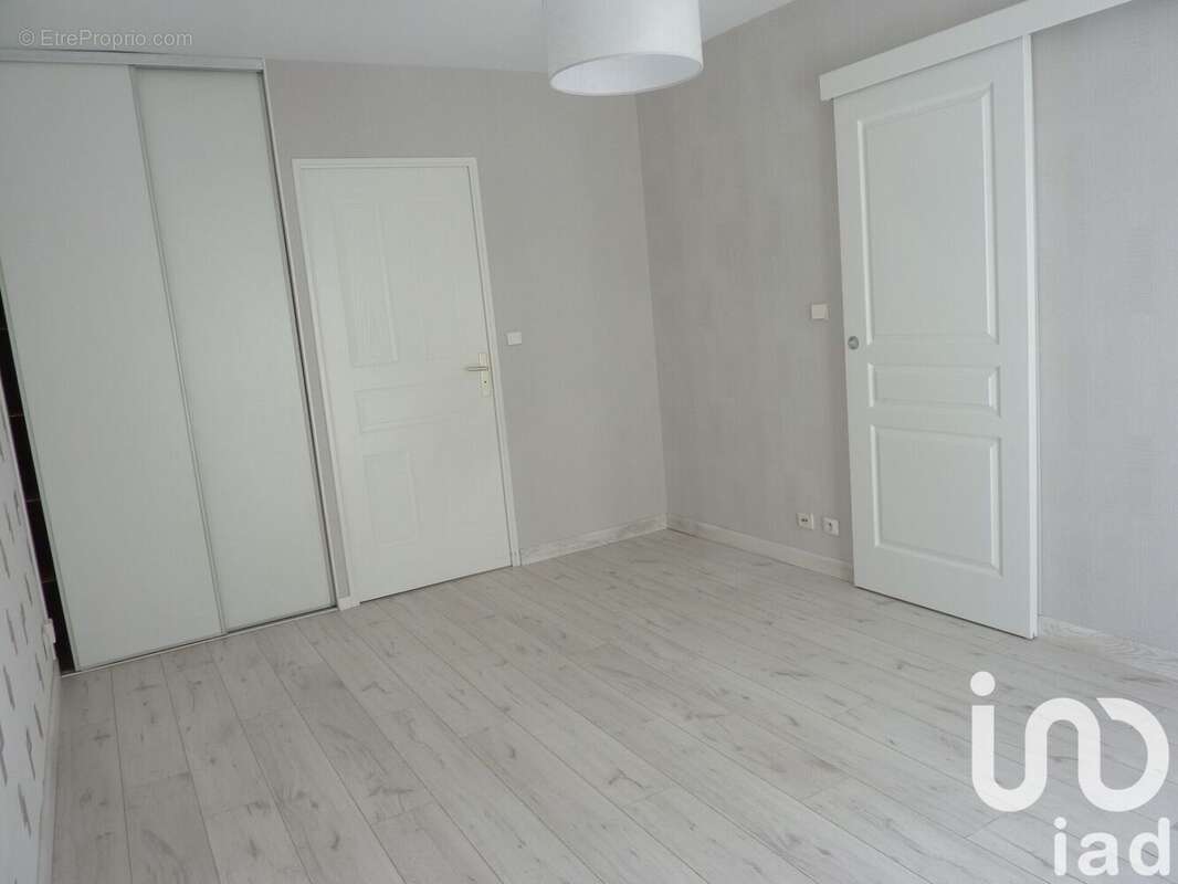 Photo 3 - Appartement à NOGENT-SUR-OISE