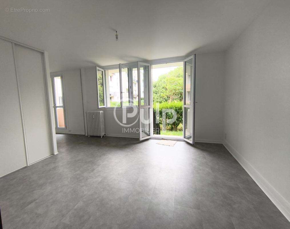 Bien à vendre à rochefort - photo 2