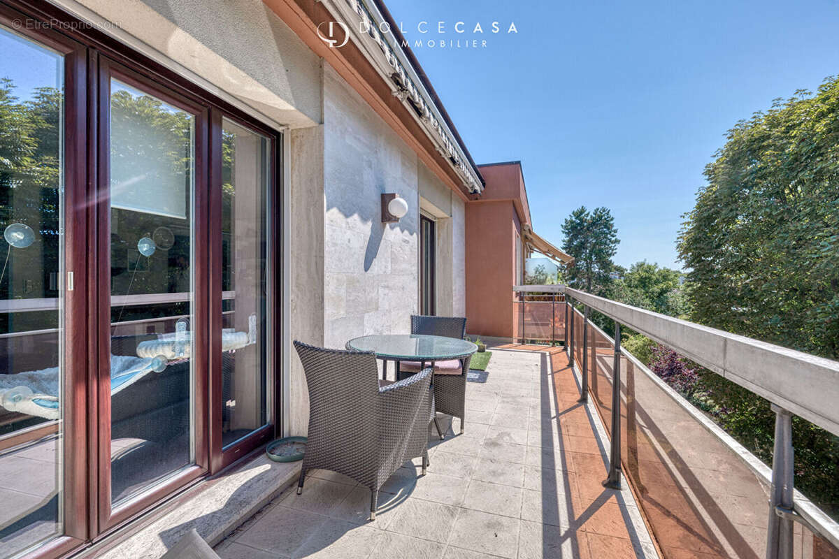 Appartement à LE PERREUX-SUR-MARNE