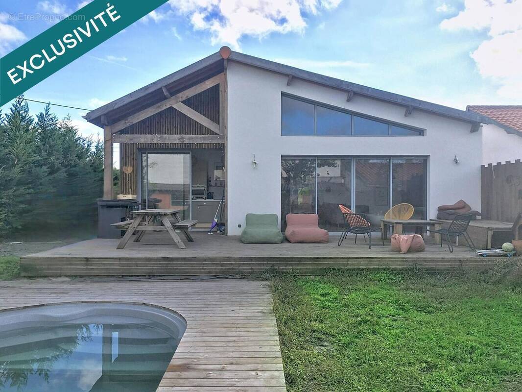 Photo 1 - Maison à VILLENAVE-D&#039;ORNON