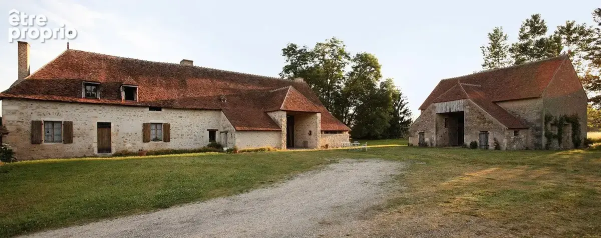 Sud Cher : pté 40 ha : grange réhabilitée, dépendances, étang, prairie, taillis - photo 5