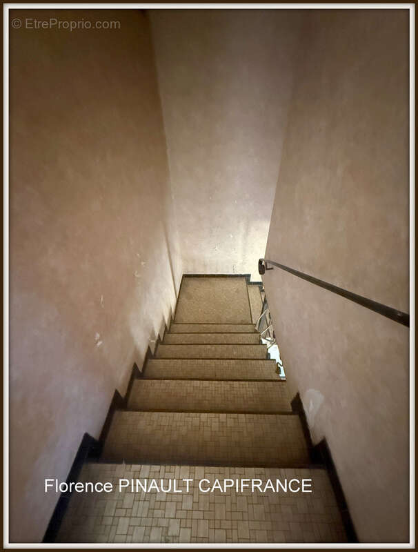 Maison à vendre 8 pièces TARBES (65) - photo 6