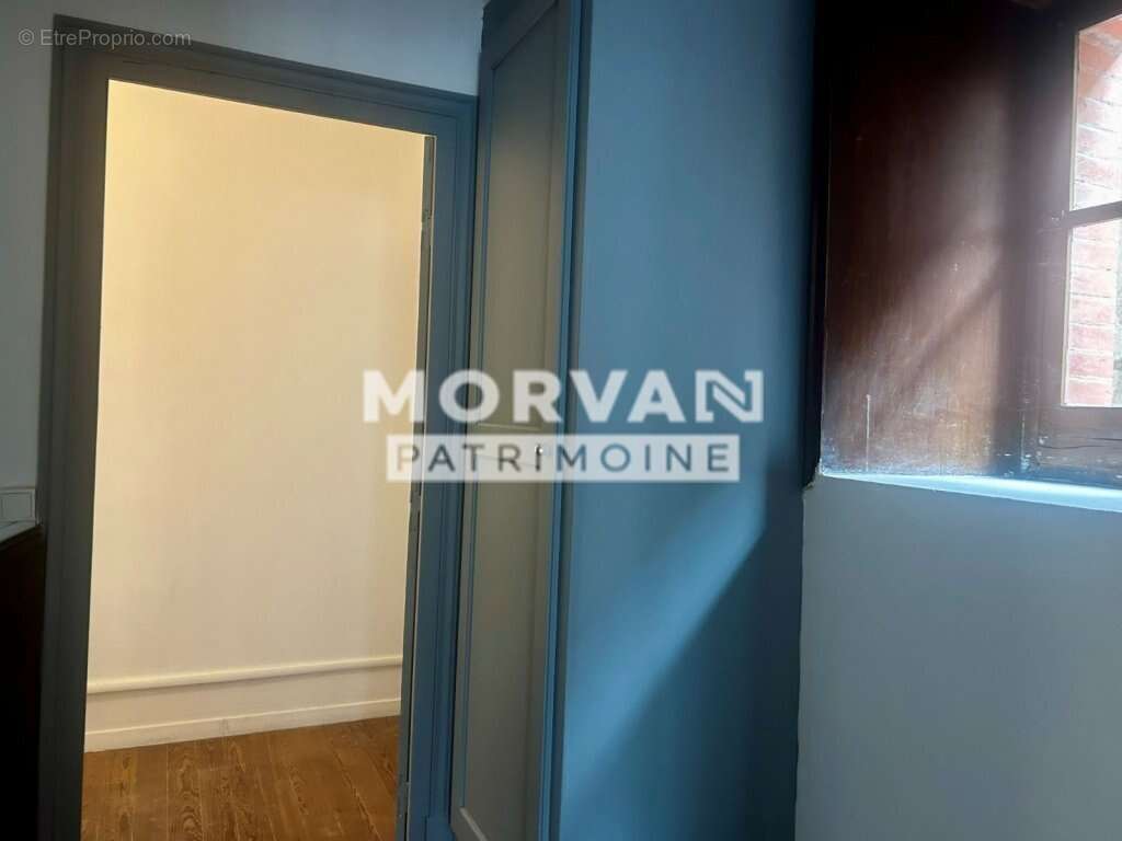 MAISON CENTRE VILLAGE  - 2 logements (1 loué) - 2 garages - Belle prestations !!! - photo 21