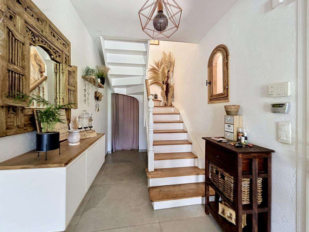 Maison à CAGNES-SUR-MER
