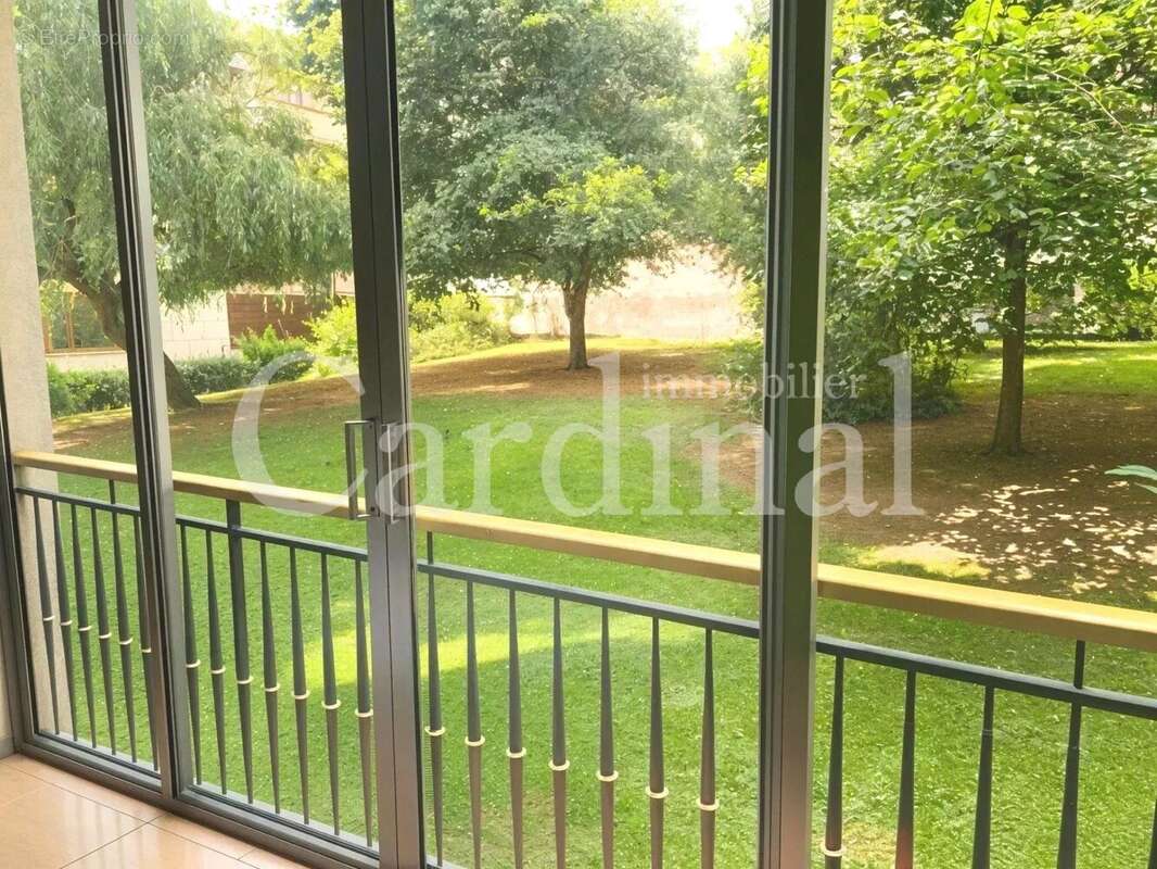 Appartement à NOISY-LE-ROI