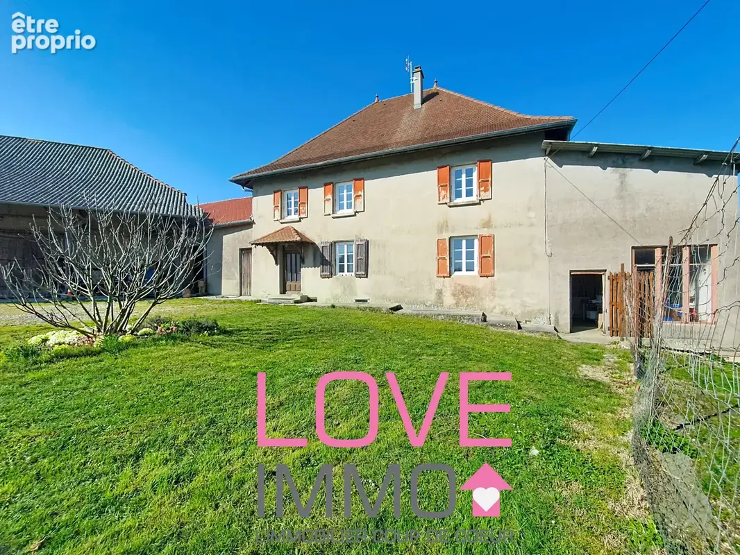 Maison avec de nombreuses dépendances et 18000 m2 de parcelle - photo 26