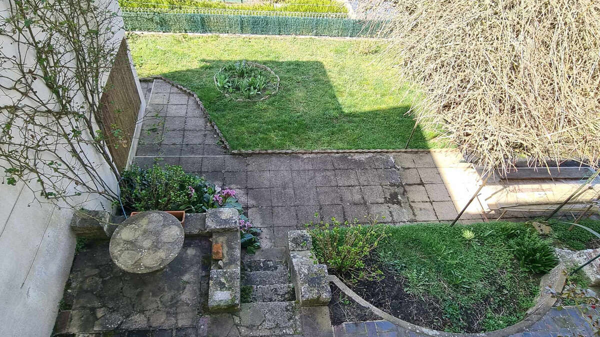 Maison à SAINT-CALAIS