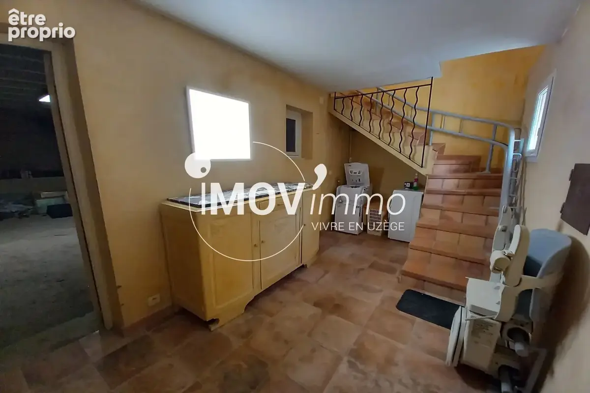 Maison 4 pièces 92 m² à vendre à Saint-Quentin-La-Poterie (30700) - photo 2