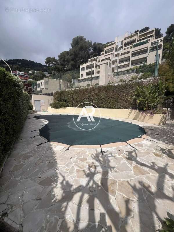 Appartement à ROQUEBRUNE-CAP-MARTIN