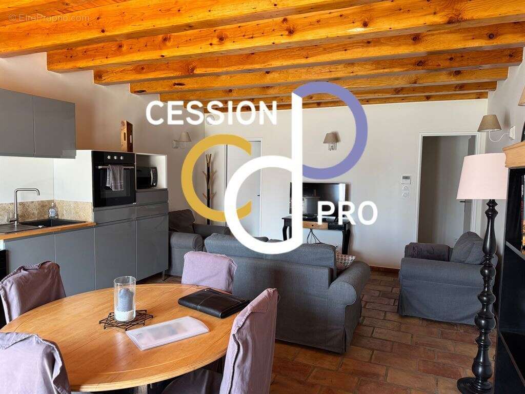 Mas de 250 m² sur 1 200 m² a ceder au sud d'avignon, avec 4 appartements pour locations touristiques - photo 6