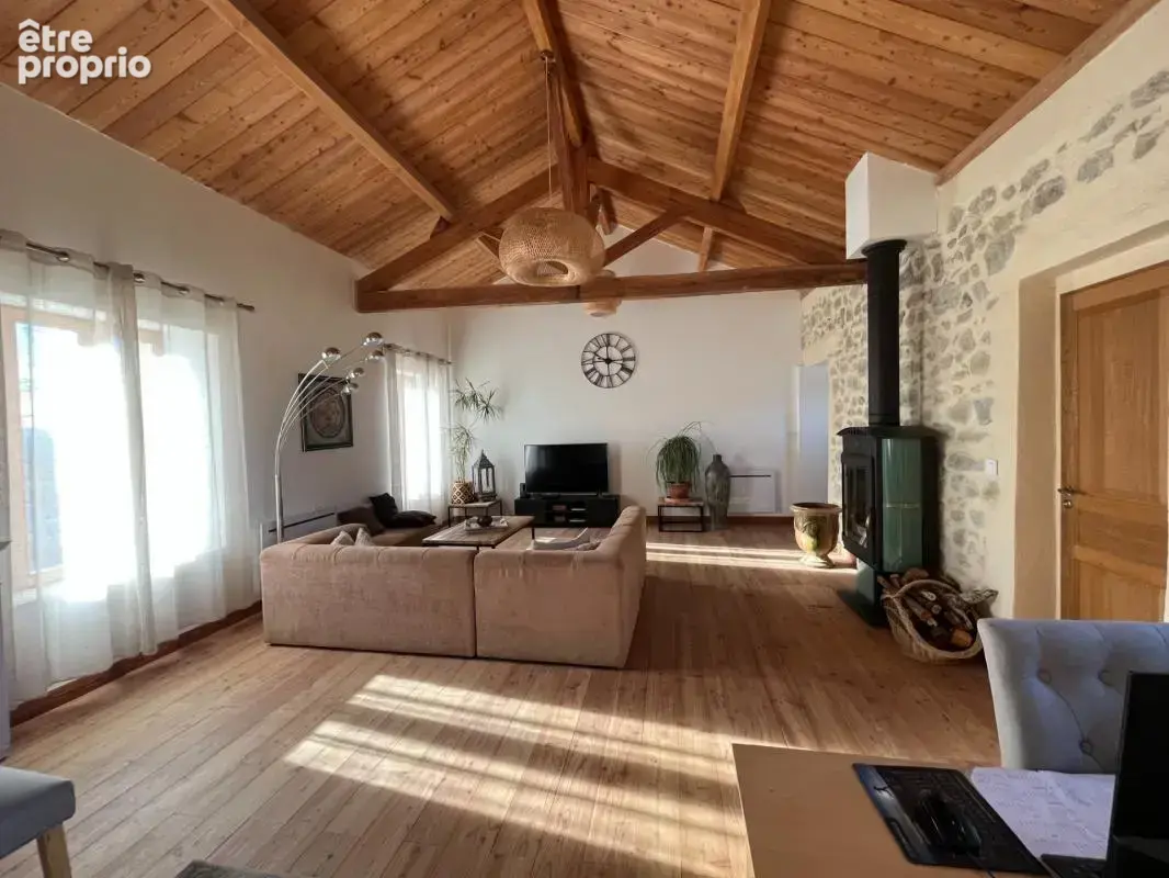 COUP DE CŒUR – Maison en pierres rénovée avec eau de source, vue panoramique et garage – Gaubert, Digne-les-Bains - photo 11
