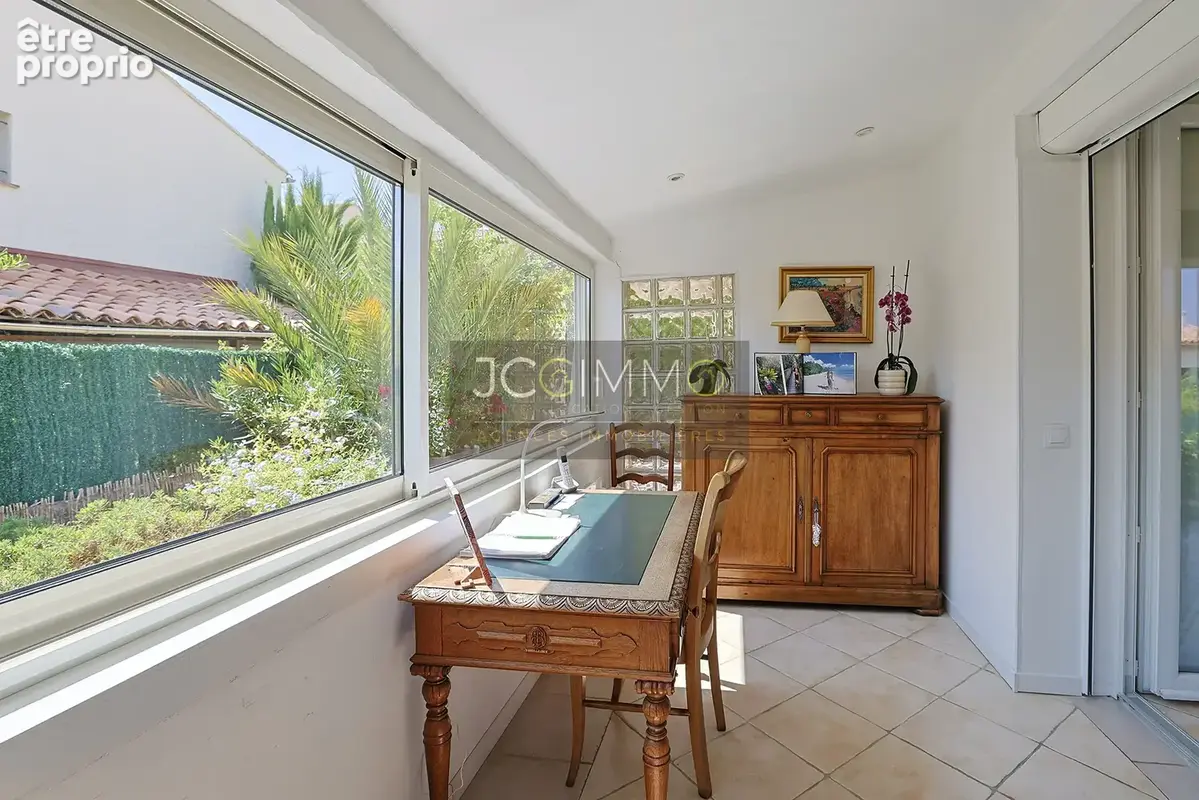 Maison T5 de 119m2 en très bon état - photo 9