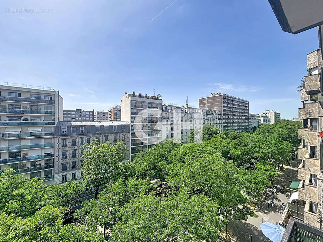Appartement à PARIS-20E