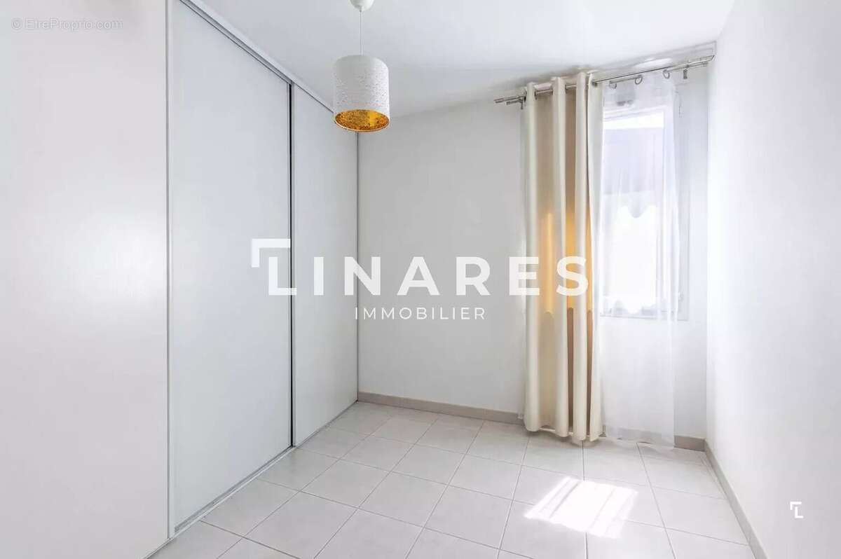 LE CONTEMPORAIN - Appartement T3 de 60m² - Balcon - 13008 - photo 6